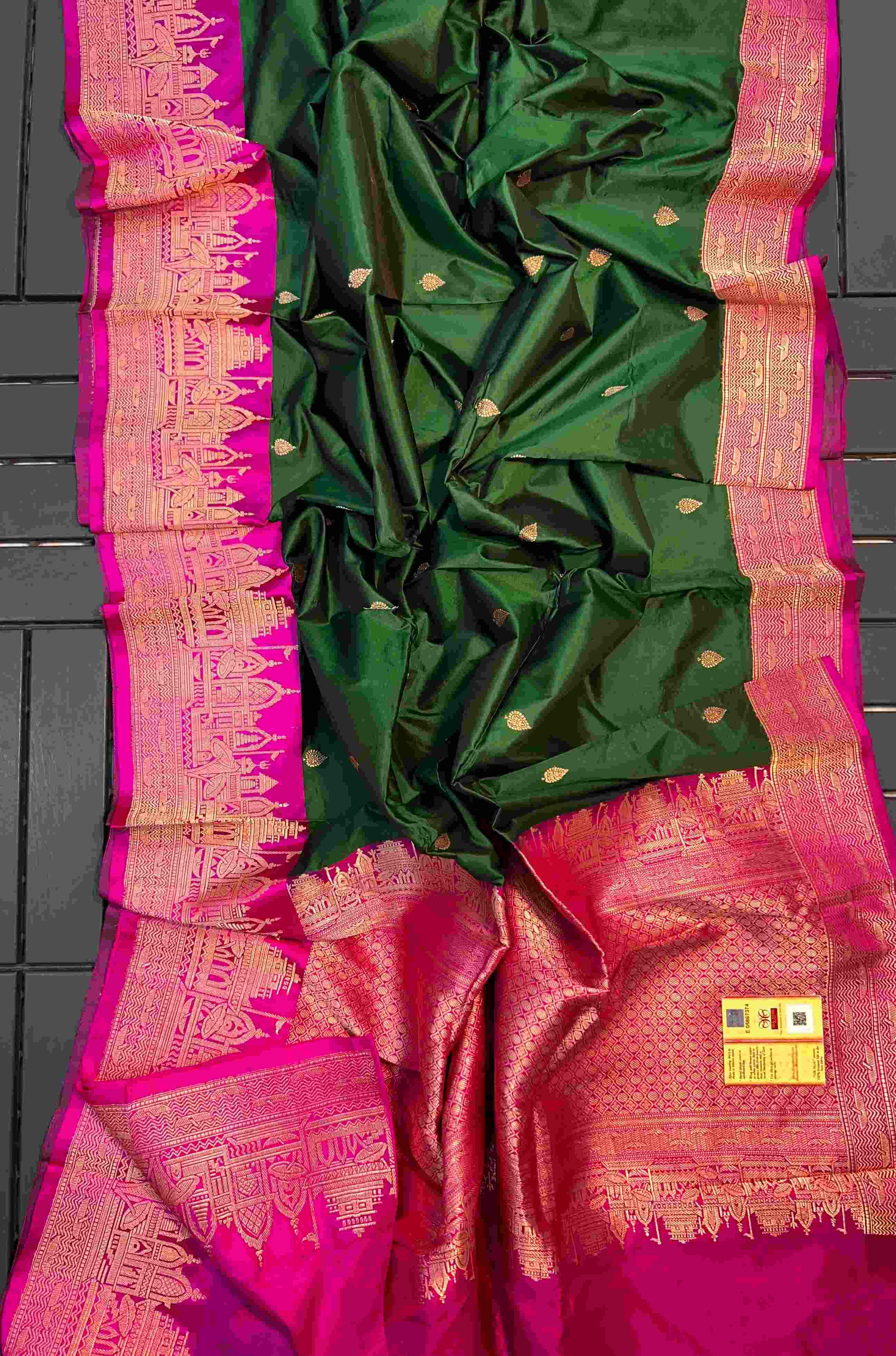 Green & Hot Pink Banarasi Handloom Pure Katan Silk Saree